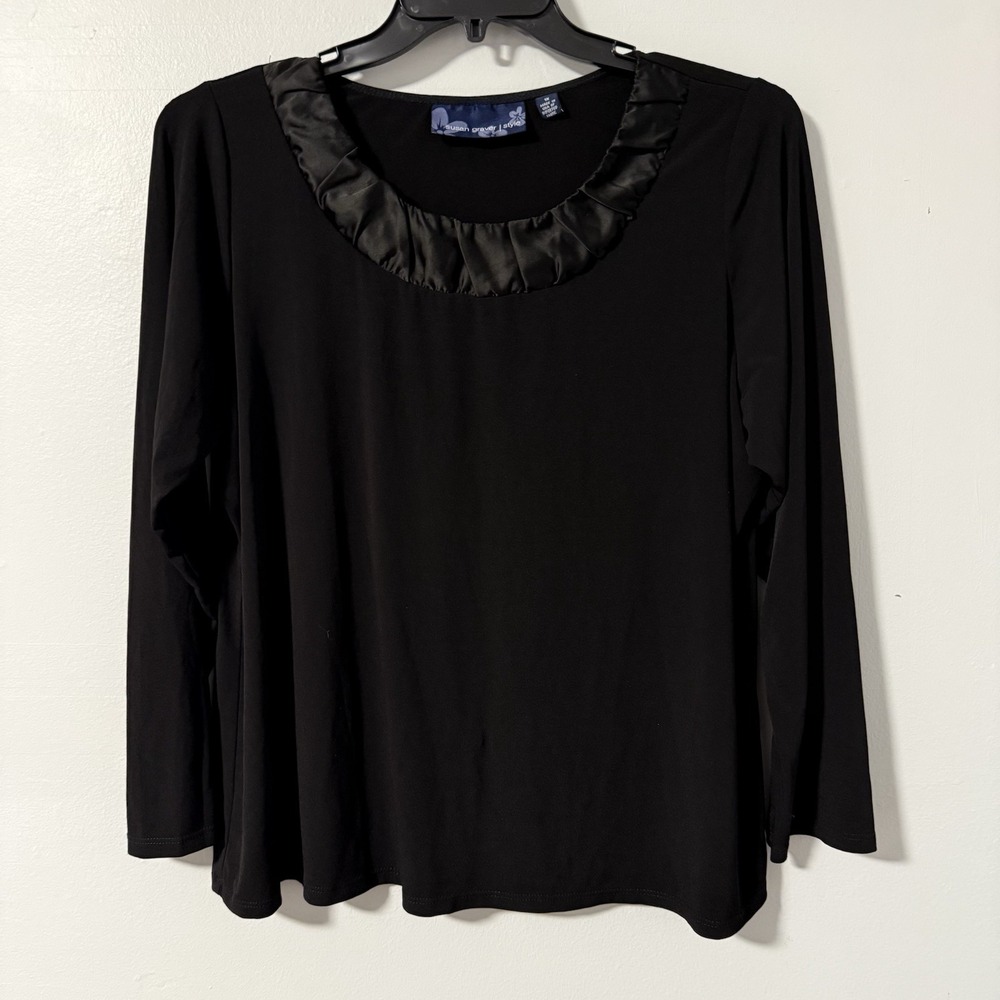 Susan Graver Black Liquid Knit Satin Ruched Round Neck Blouse Long Sleeves 1X‎